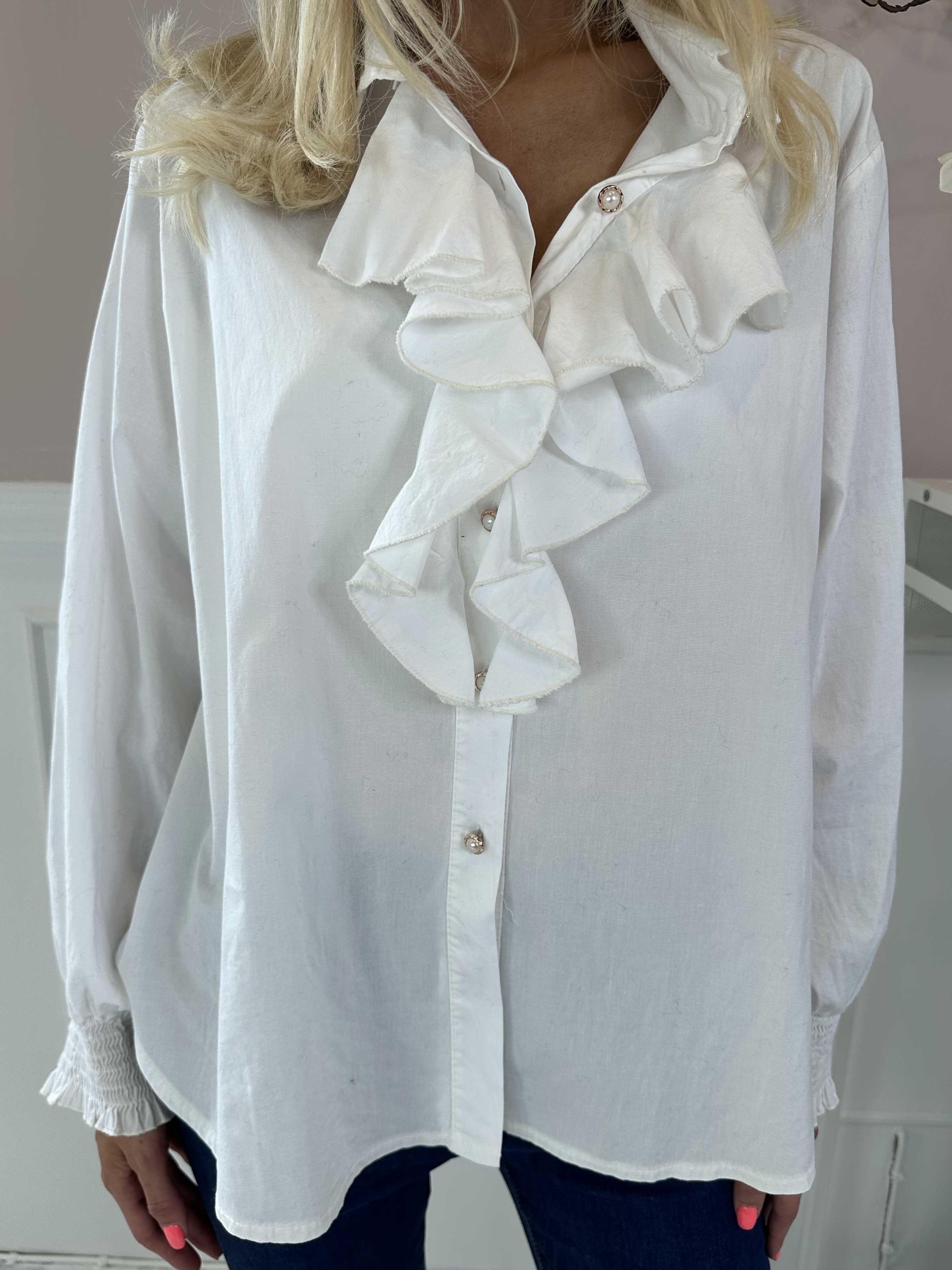 Hera - Skjorta med volanger vid bröstet